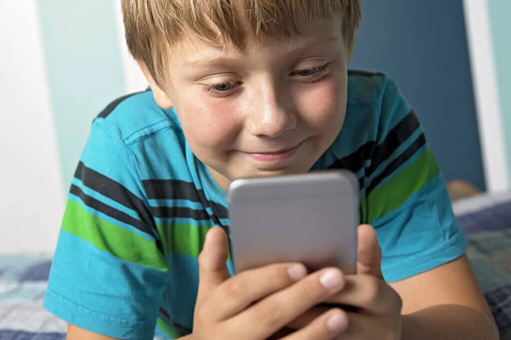 Child Getting Phone Is My Child Ready For Their First Cell Phone?… | Pediatrics Of Florence